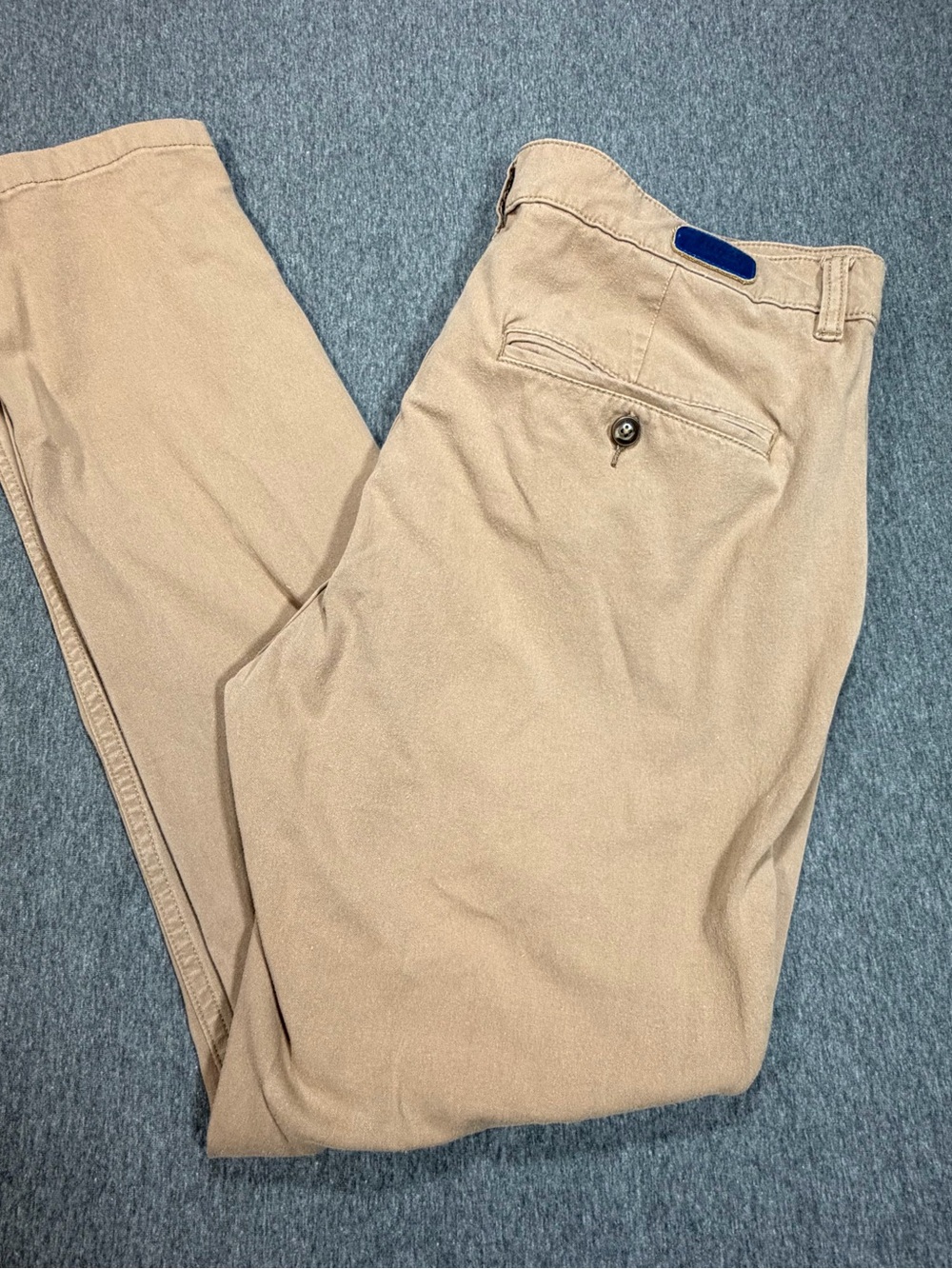 Mugsy Jeans Pants Men’s 36x32 Belmonts Flat Front Khaki Chinos Straight Stretch